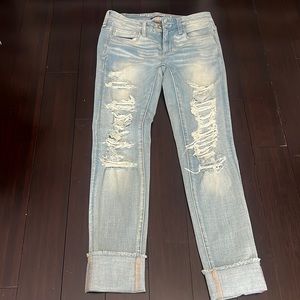 American Eagle destroyed stretch jeans
